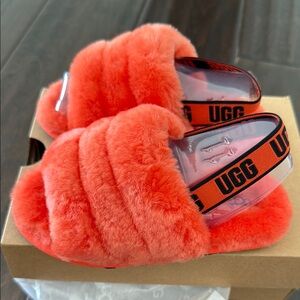 NWT Toddler Girls UGG Fluff Yeah Slide in Vibrant Orange!!! Sandals or slippers